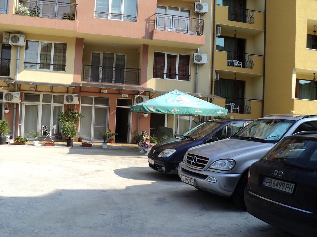 Meni Apartments And Guest Rooms Sozopol Zewnętrze zdjęcie