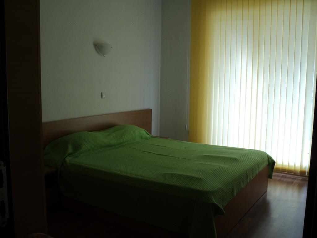 Meni Apartments And Guest Rooms Sozopol Zewnętrze zdjęcie