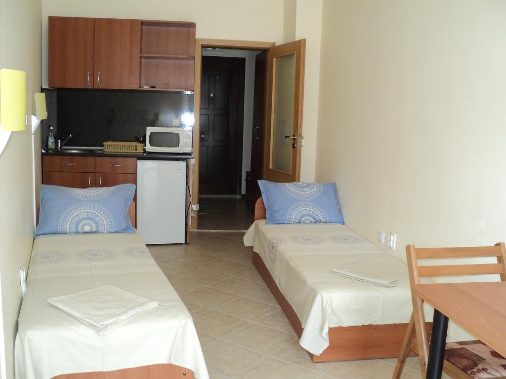 Meni Apartments And Guest Rooms Sozopol Zewnętrze zdjęcie