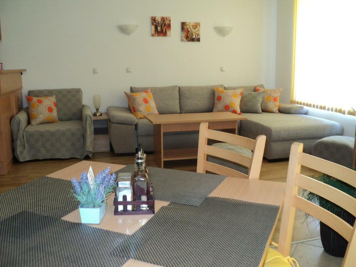 Meni Apartments And Guest Rooms Sozopol Zewnętrze zdjęcie