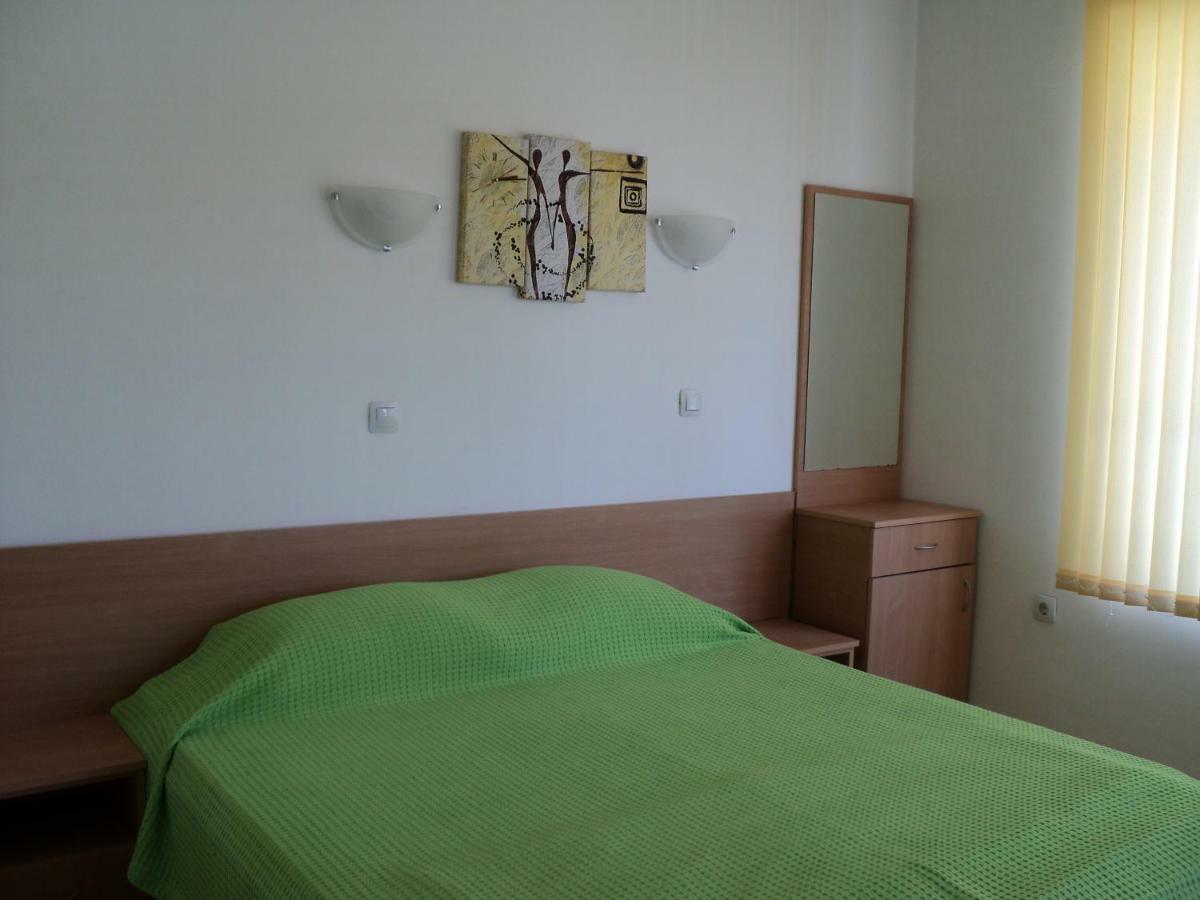 Meni Apartments And Guest Rooms Sozopol Zewnętrze zdjęcie
