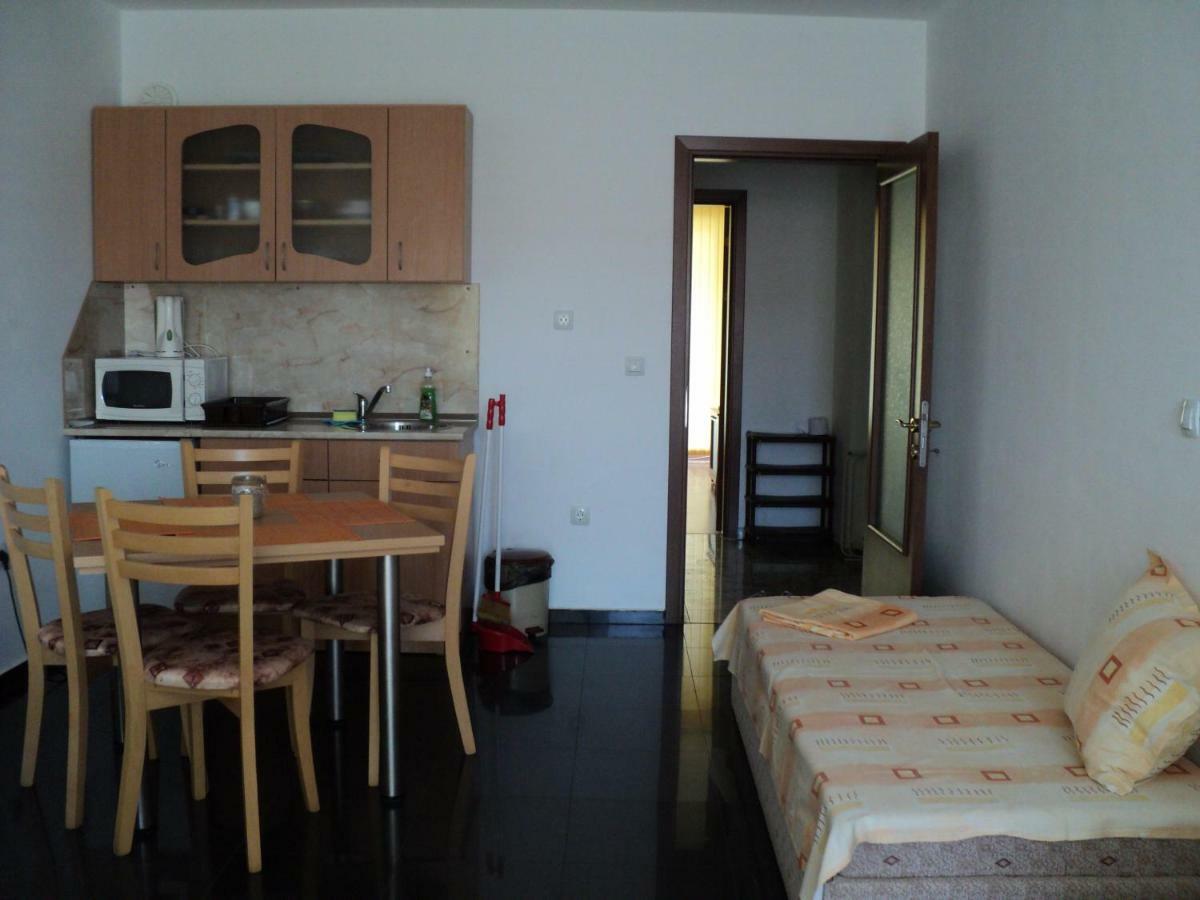 Meni Apartments And Guest Rooms Sozopol Zewnętrze zdjęcie